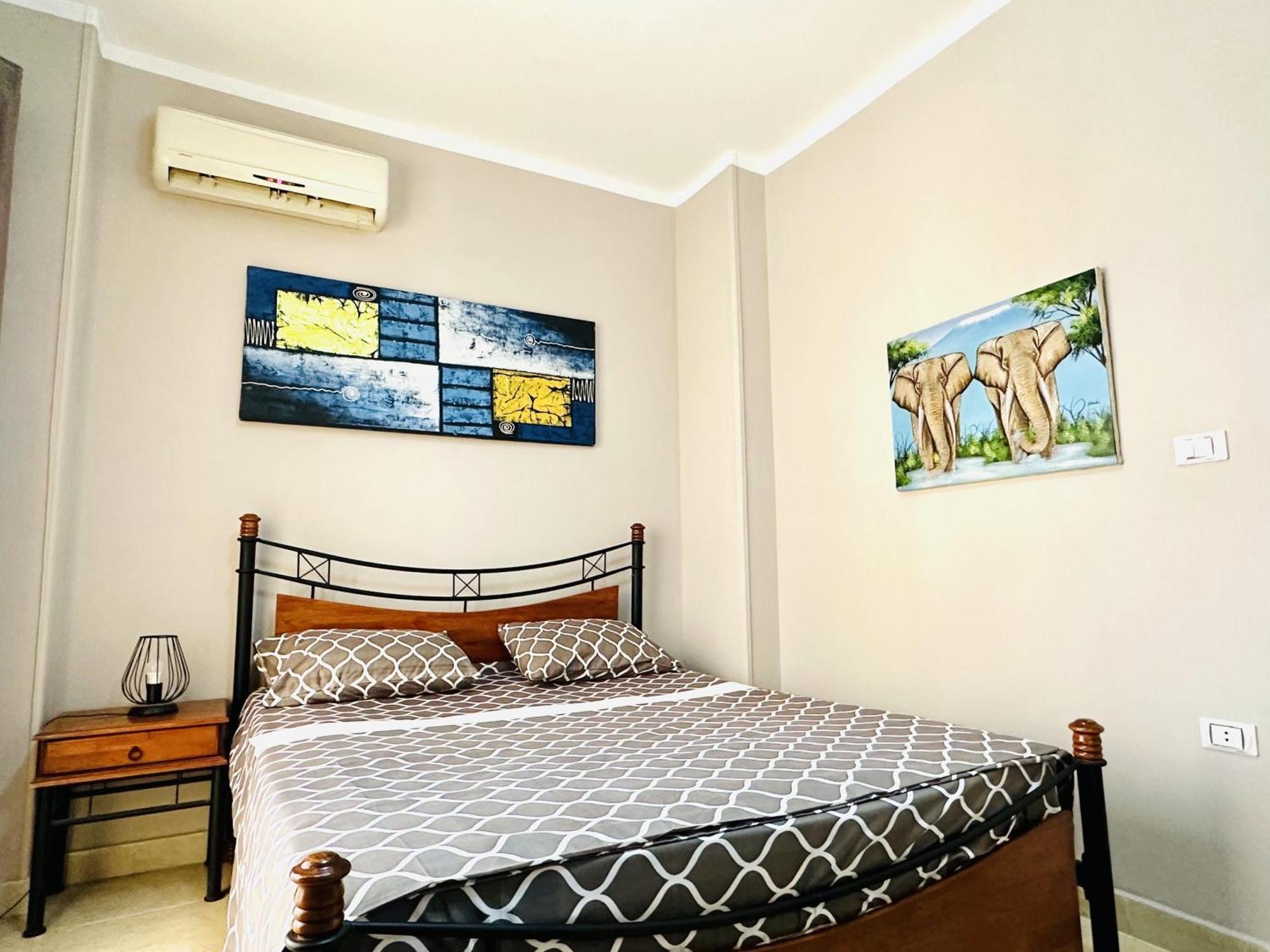 Zebra Apartments Hurghada Center Bagian luar foto